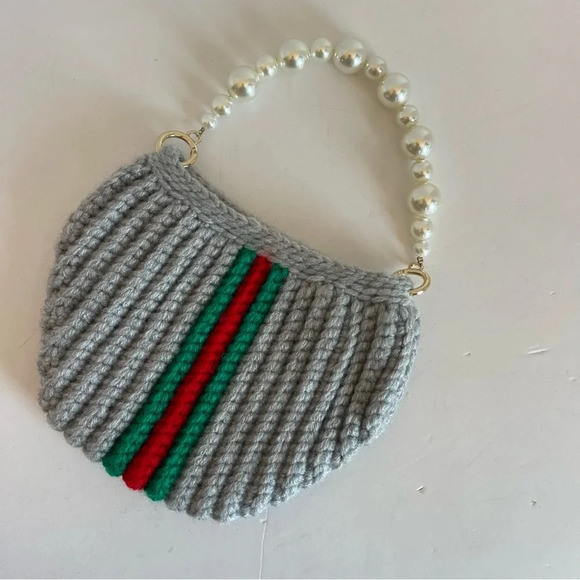 Handmade Croché Bag With Pearl Handle . - Picture 2 of 8